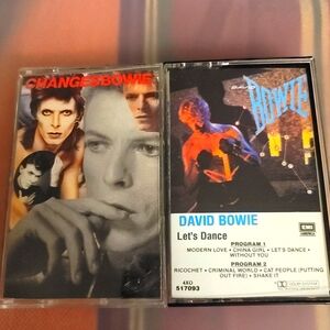 DAVID BOWIE SET OF 2 Cassette Tapes 80s VINTAGE incl Space Oddity, Modern Love